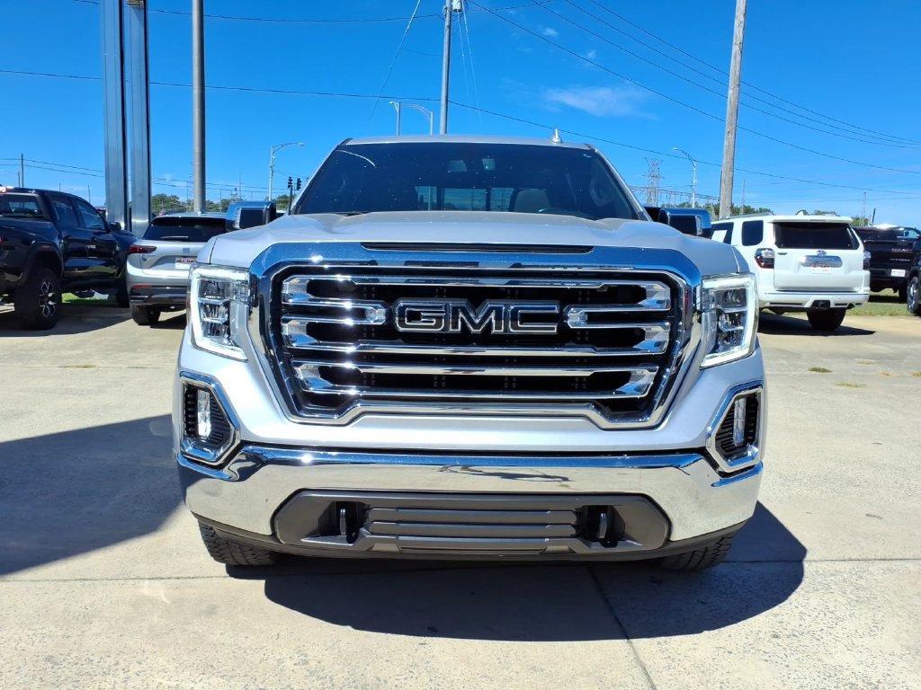 Used 2022 GMC Sierra 1500 SLT w/ SLT Convenience Package AWD/4WD image 2