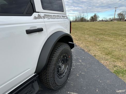 New 2025 Ford Bronco Badlands w/ Sasquatch Package AWD/4WD image 32
