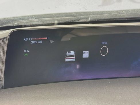 New 2027 Lincoln Navigator Reserve w/ Jet Appearance Package AWD/4WD image 12
