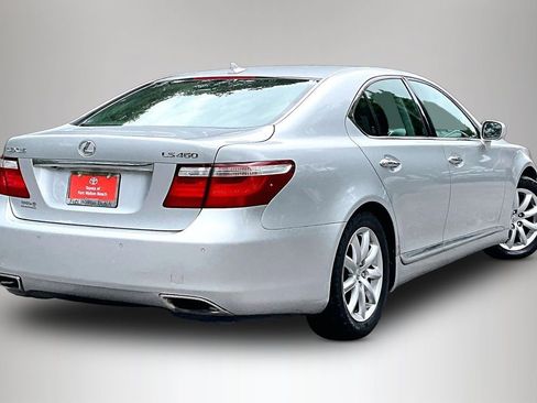 Used 2007 Lexus LS 460 RWD image 5