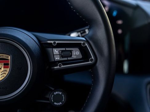 Used 2025 Porsche Cayenne S image 45