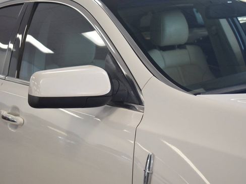 Used 2013 Lincoln MKS AWD image 11