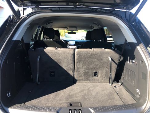 Used 2023 Ford Explorer XLT w/ Class IV Trailer Tow Package image 20