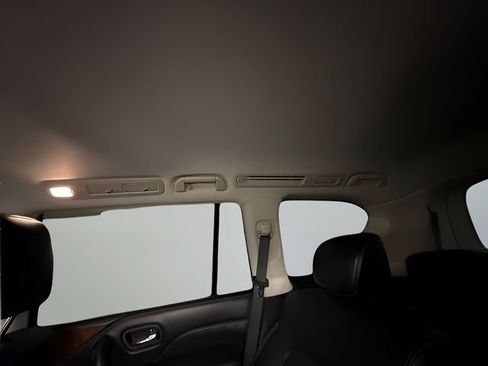 Used 2019 INFINITI QX80 Luxe w/ All-Season Package RWD image 13