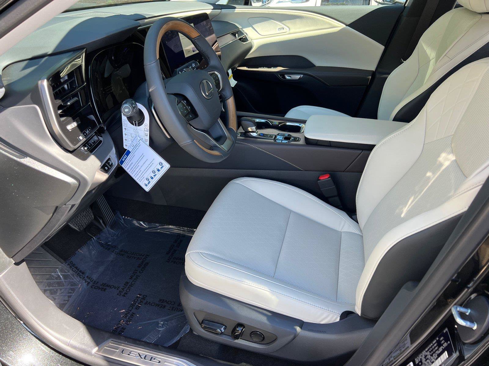 New 2026 Lexus RX 350 Premium Plus w/ Convenience Package AWD/4WD image 9