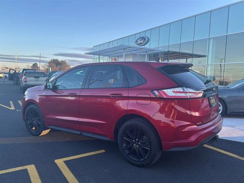 Used 2023 Ford Edge ST-Line w/ Class II Trailer Tow Package image 14