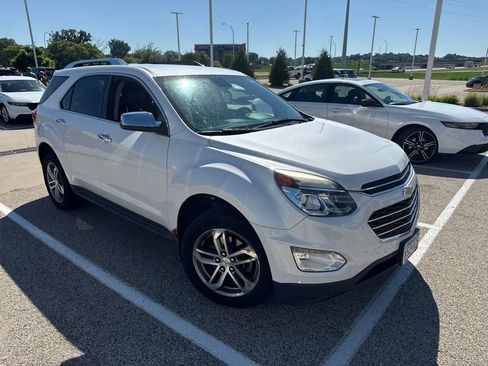 Used 2016 Chevrolet Equinox LTZ w/ Enhanced Convenience Package AWD/4WD image 2