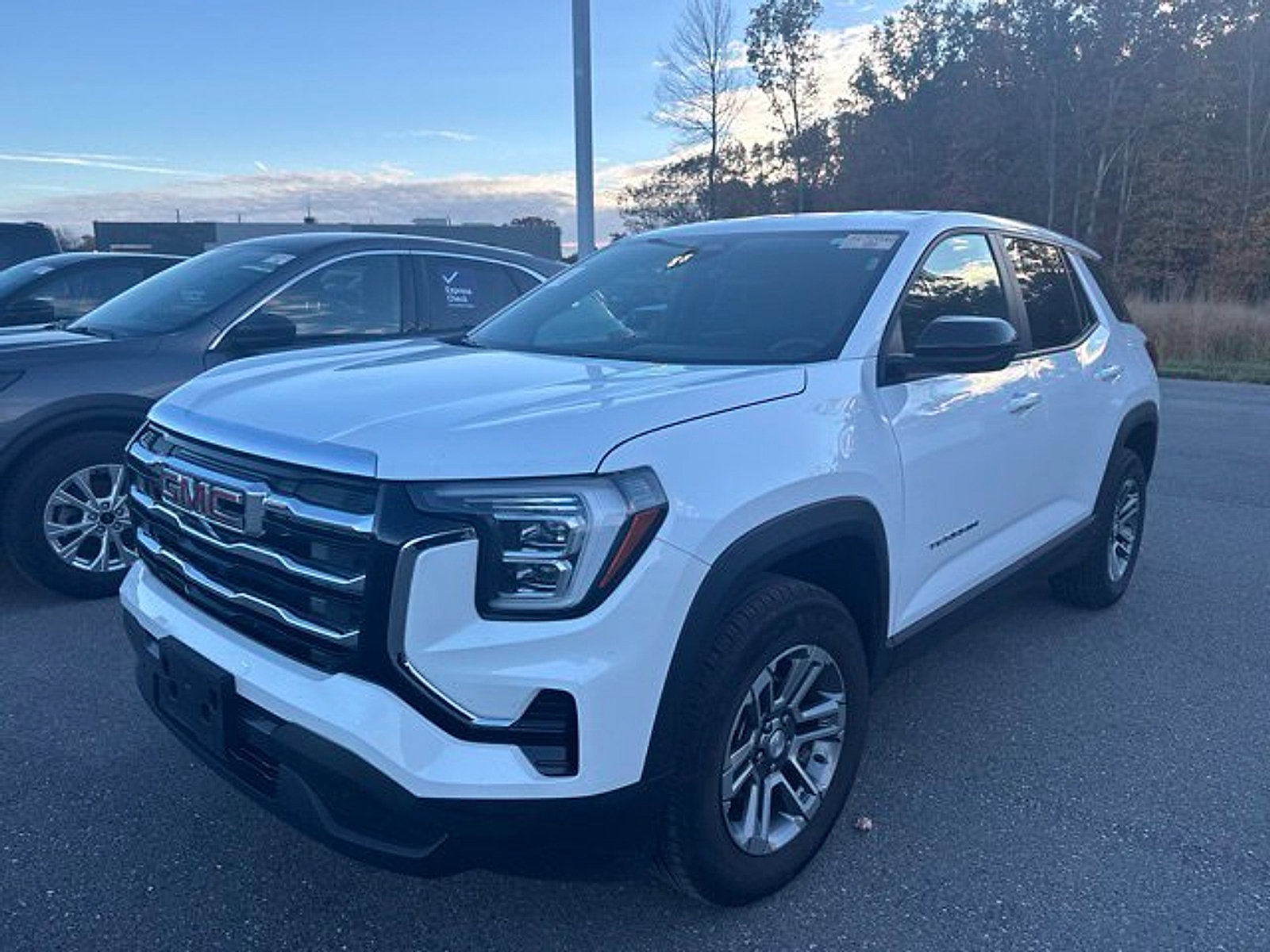 Used 2026 GMC Terrain Elevation AWD/4WD image 2