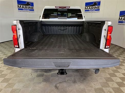 Certified 2024 Chevrolet Silverado 2500 LTZ w/ LTZ Convenience Package image 33