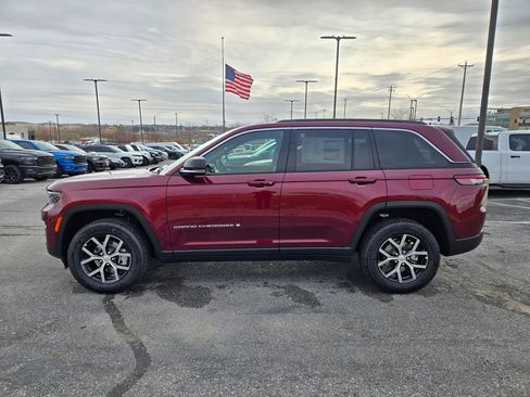 New 2025 Jeep Grand Cherokee Limited image 7