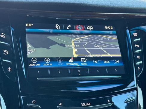 Used 2015 Cadillac Escalade Luxury image 19