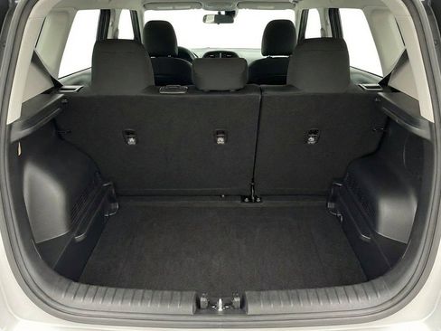 Used 2025 Kia Soul LX w/ LX Technology Package FWD image 28