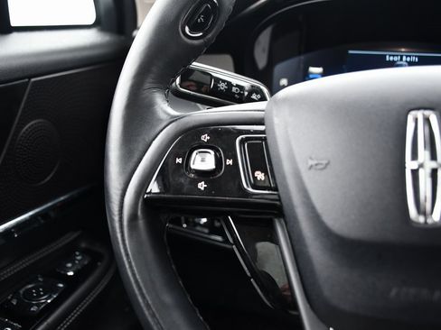 Used 2023 Lincoln Corsair Reserve w/ Equipment Group 201A image 33