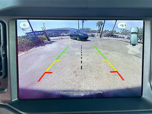 Used 2025 Ford Bronco Big Bend image 14