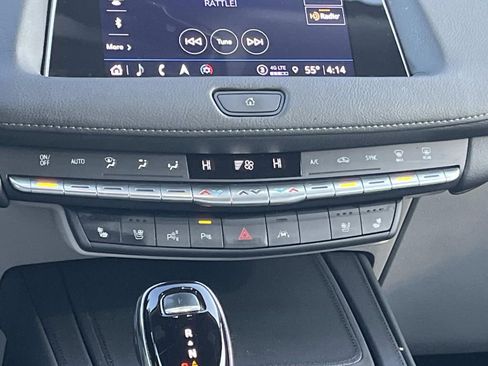 Certified 2023 Cadillac XT4 Premium Luxury w/ Enhanced Visibility Package image 17