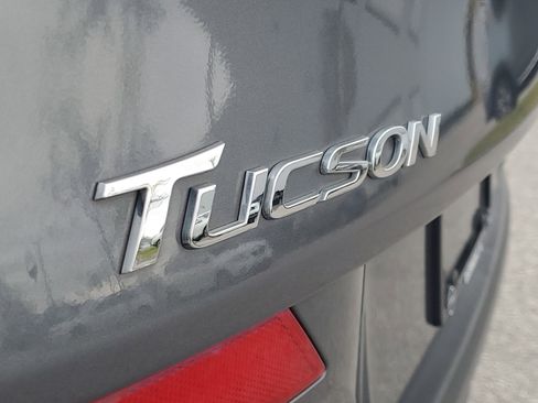 Used 2019 Hyundai Tucson SE image 10