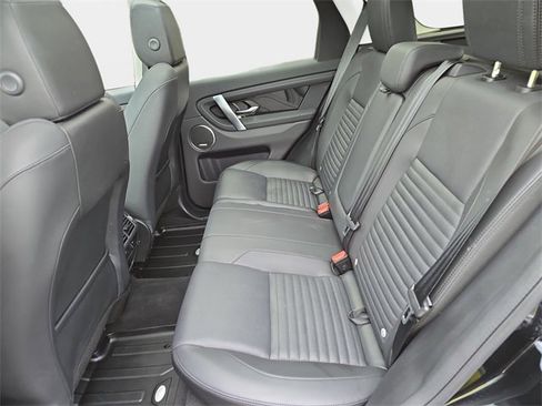 Used 2025 Land Rover Discovery Sport S image 14