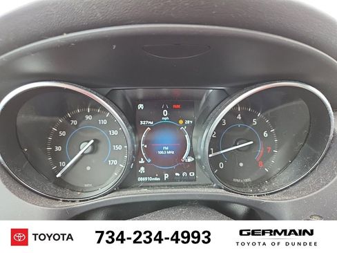 Used 2018 Jaguar F-PACE Premium image 24