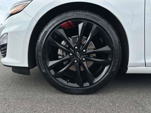 Used 2022 Chevrolet Malibu LT w/ Redline Edition FWD image 11