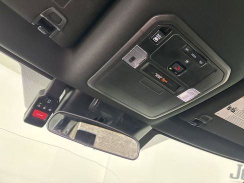 Used 2025 Toyota Tundra SR5 image 17