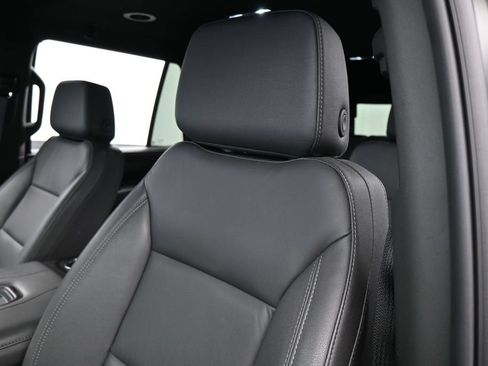 Used 2024 Chevrolet Tahoe LT RWD image 17