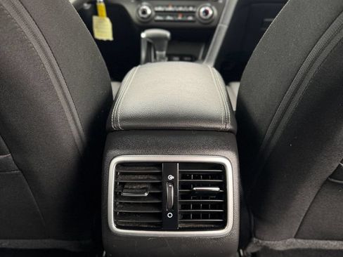 Used 2022 Kia Sportage LX AWD/4WD image 25