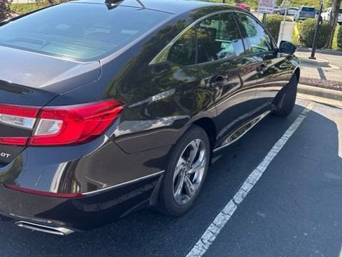 Used 2018 Honda Accord EX-L image 6