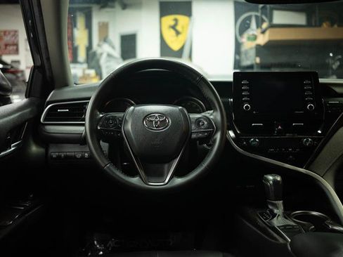 Used 2024 Toyota Camry SE w/ Convenience Package FWD image 18