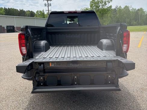New 2026 GMC Sierra 1500 Elevation w/ Elevation Premium Package AWD/4WD image 23