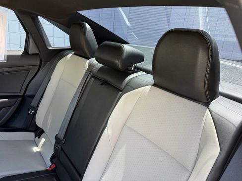 Used 2019 Volkswagen Jetta R-Line FWD image 19