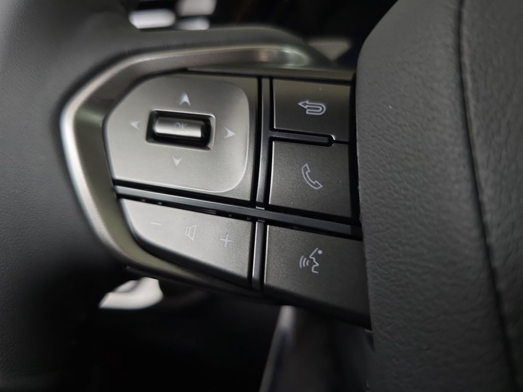 New 2026 Lexus RX 350h w/ Convenience Package AWD/4WD image 16