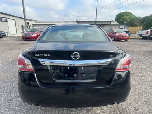 Used 2015 Nissan Altima 2.5 S image 5