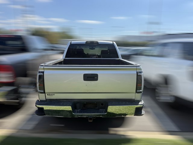 Used 2014 GMC Sierra 1500 SLE w/ SLE Preferred Package RWD image 3