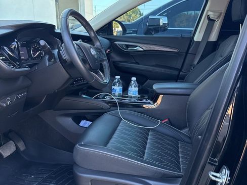 Used 2023 Buick Envision Avenir image 7