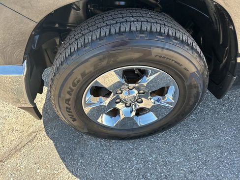 Used 2022 RAM 1500 Big Horn image 13