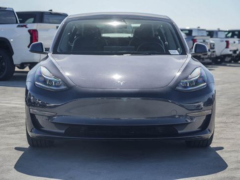 Used 2022 Tesla Model 3 Long Range AWD/4WD image 4