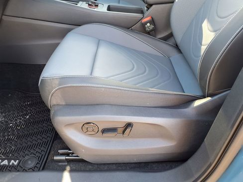 New 2026 Volkswagen Tiguan SE R-Line image 11