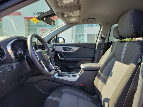 Used 2025 Chevrolet Blazer LT FWD image 15