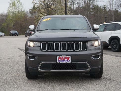 Used 2019 Jeep Grand Cherokee Limited AWD/4WD image 2