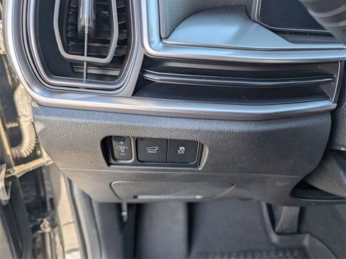 Used 2025 Kia Sorento EX image 18