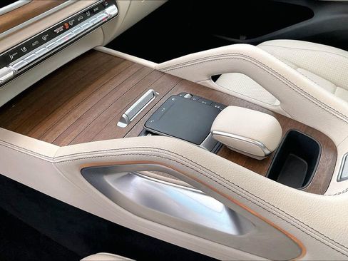 Used 2022 Mercedes-Benz GLE 350 4MATIC image 17