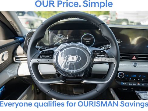 New 2025 Hyundai Elantra Limited image 25