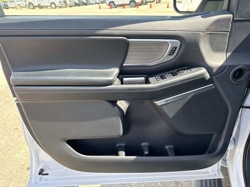 Used 2025 Ford Expedition Max Platinum image 24