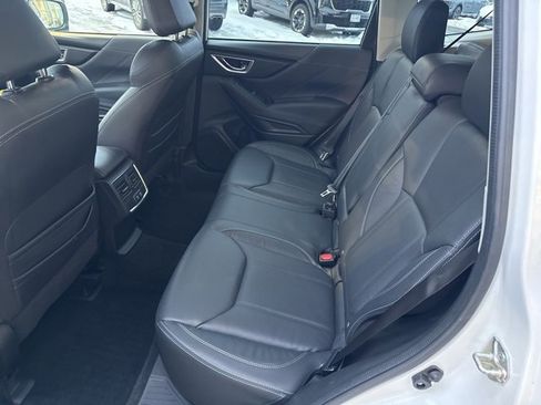 Used 2021 Subaru Forester Limited image 8