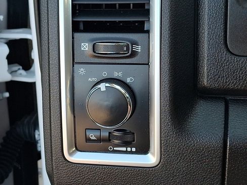 Used 2024 RAM 1500 Classic SLT AWD/4WD image 25