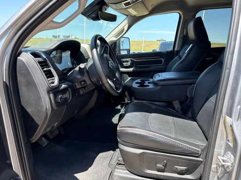 Used 2024 RAM 2500 Laramie w/ Safety Group AWD/4WD image 14