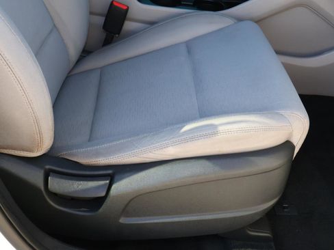 Used 2020 Hyundai Tucson SE w/ Cargo Package image 17