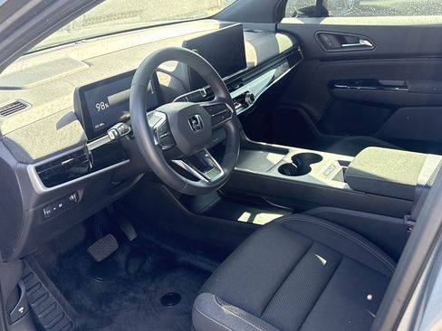 Used 2024 Honda Prologue EX image 5