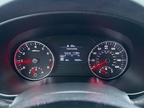 Used 2020 Kia Sportage LX image 16