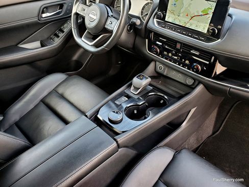 Used 2023 Nissan Rogue SL w/ SL Premium Package image 38